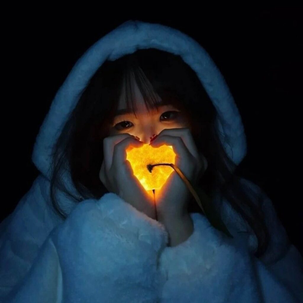 Facebook DP For Girls