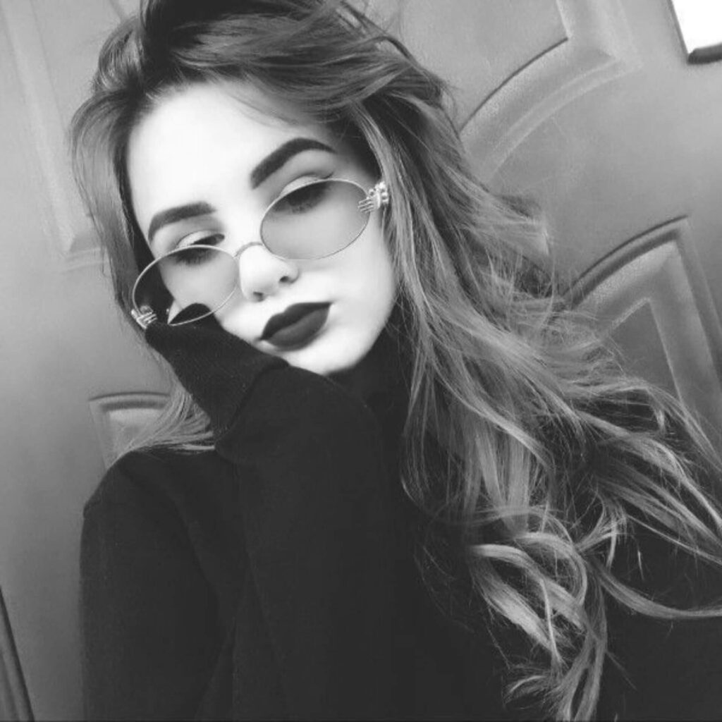  WhatsApp DP For Girls DP