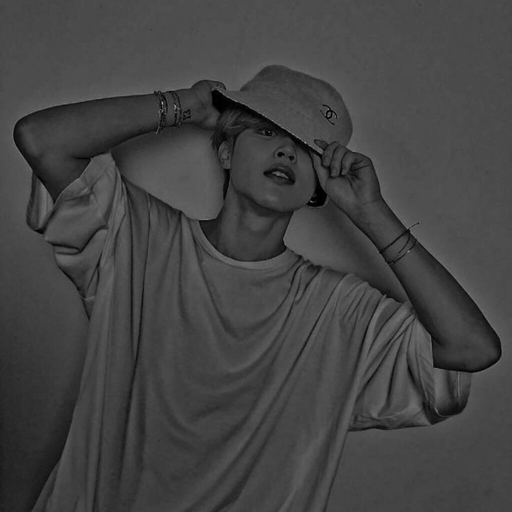  Best Profile Pictures